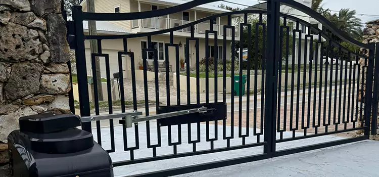 Swing Gate Opener with Keypad Lynbrook