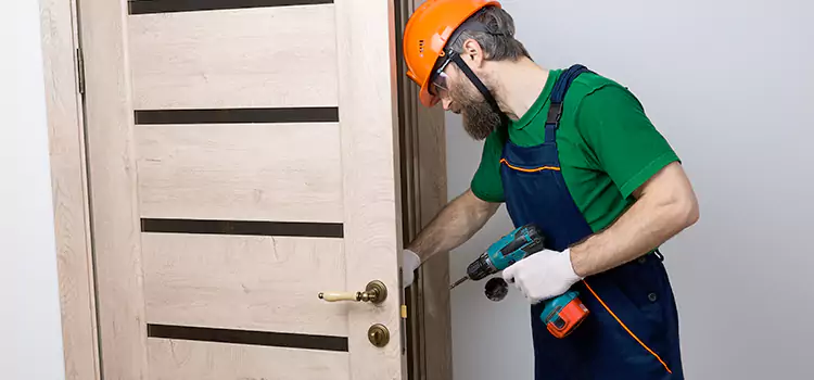 Replace Internal Door Handle with Lock Lynbrook