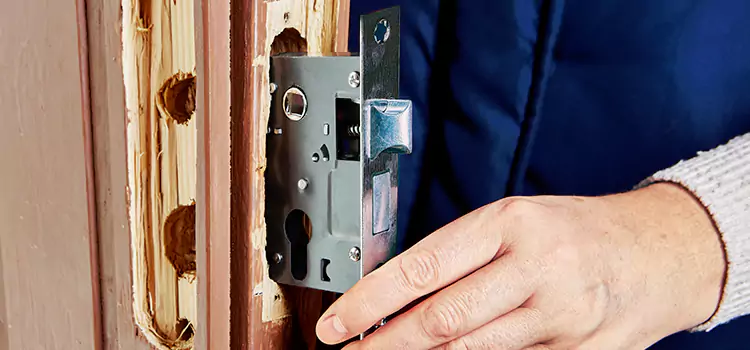 Garage Door Lock Replacement Lynbrook